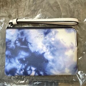 Coach Tie-Dye Corner Zip Wristlet